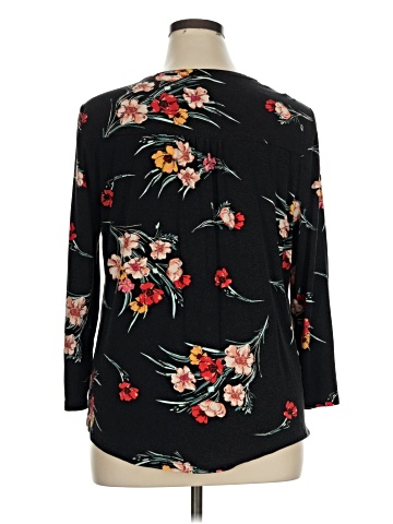 Daniel Rainn 3/4 Sleeve T-Shirt (view 2)