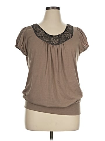 Judith Short Sleeve Top (view 1)