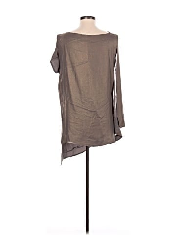 Gold Hawk 3/4 Sleeve Top (view 2)