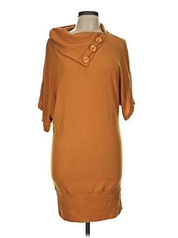 Chesley Poncho (view 1)