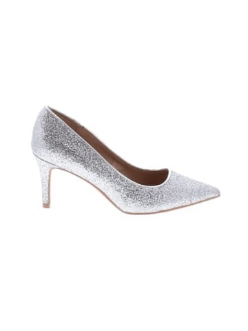 On 34th Heels (view 1)