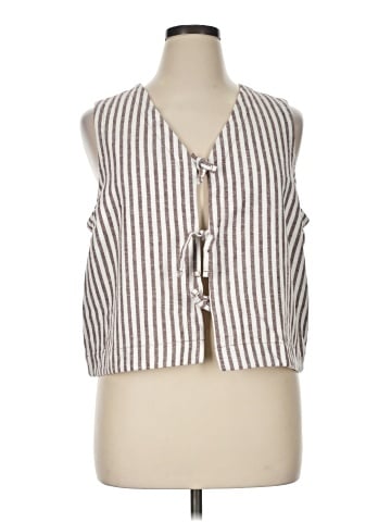 Old Navy Sleeveless Button-Down Shirt (view 1)