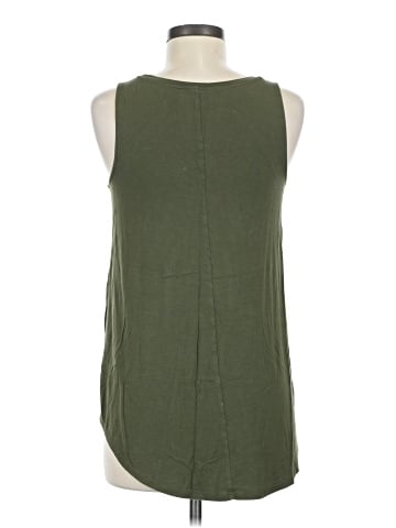 Old Navy Sleeveless T-Shirt (view 2)