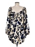 St. John Animal Print Ivory 3/4 Sleeve Silk Top Size M - photo 2