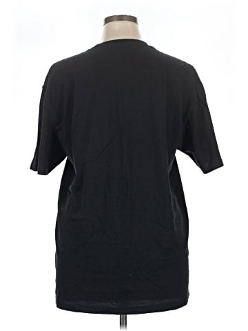 Gildan Short Sleeve T-Shirt (view 2)