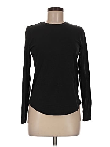 Lululemon Athletica Long Sleeve T-Shirt (view 1)