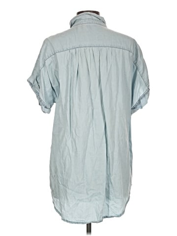 Cato Short Sleeve Button-Down Shirt (view 2)