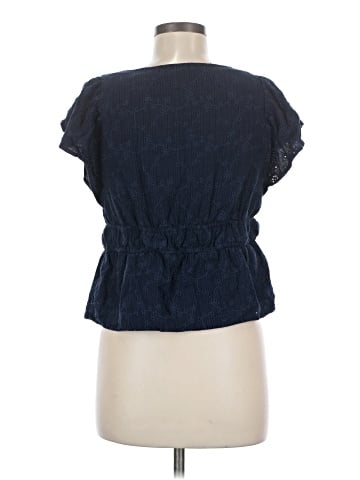 Time and Tru Short Sleeve Blouse (view 2)