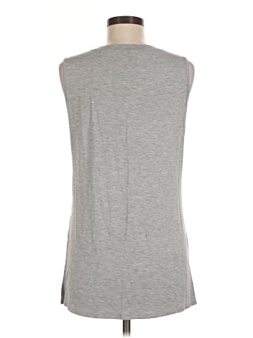 Unbranded Sleeveless T-Shirt (view 2)