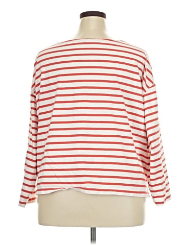 Old Navy 3/4 Sleeve T-Shirt (view 2)