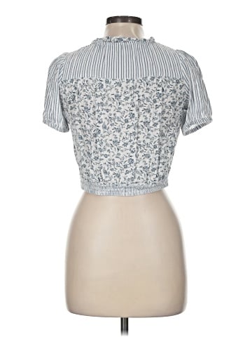 American Eagle Outfitters Short Sleeve Blouse (view 2)
