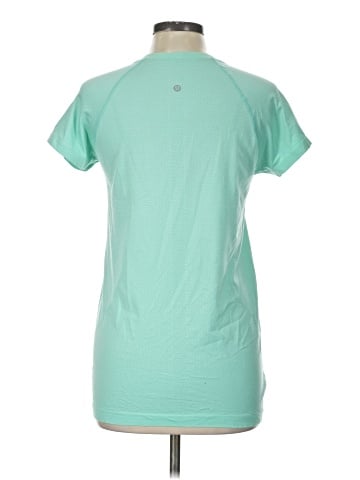 Lululemon Athletica Short Sleeve T-Shirt (view 2)