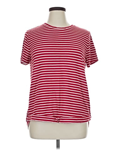 Liz Claiborne Short Sleeve T-Shirt (view 1)