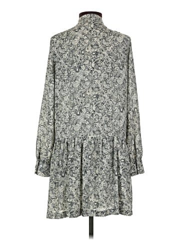 Lila Rose Casual Dress (view 2)
