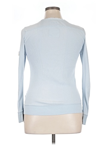 Old Navy Pullover Sweater (view 2)