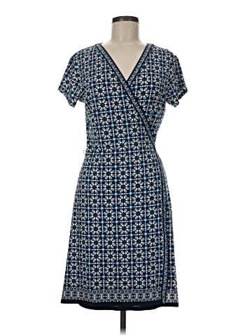 Lark & Ro Casual Dress (view 1)