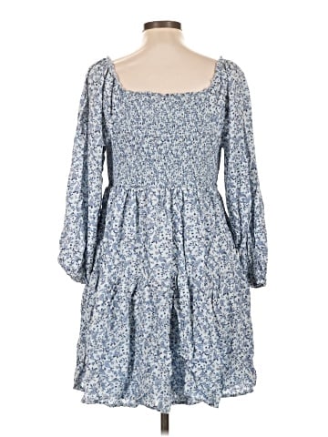 Old Navy Casual Dress (view 2)