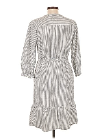Old Navy Casual Dress (view 2)