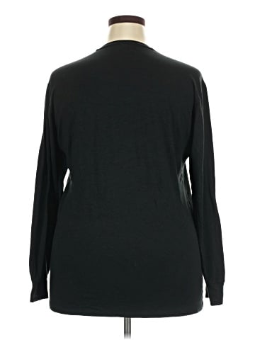 Uniqlo Long Sleeve T-Shirt (view 2)