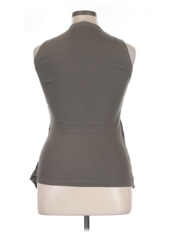 Brunello Cucinelli Sleeveless T-Shirt (view 2)