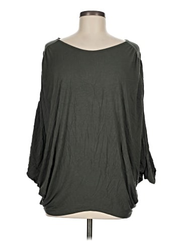 Cherish 3/4 Sleeve Top (view 1)
