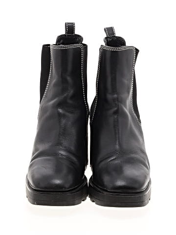 MICHAEL Michael Kors Ankle Boots (view 2)