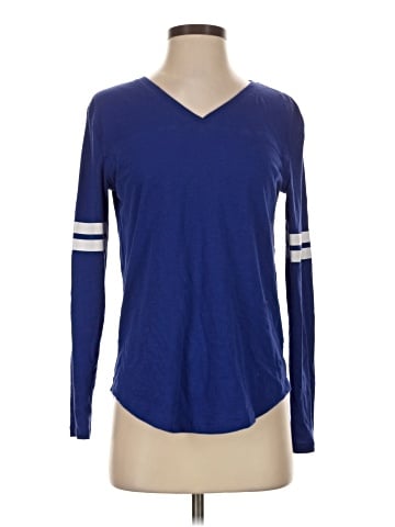 Victoria's Secret Pink Long Sleeve T-Shirt (view 1)