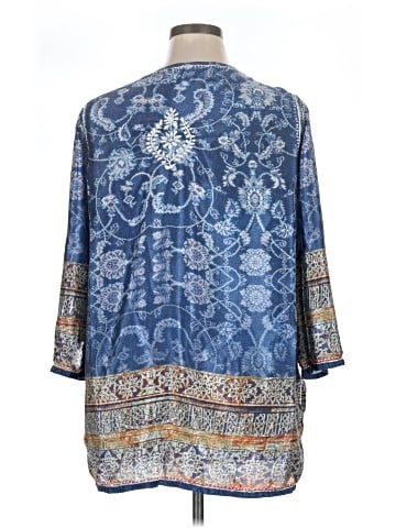 Nostalgia 3/4 Sleeve Blouse (view 2)