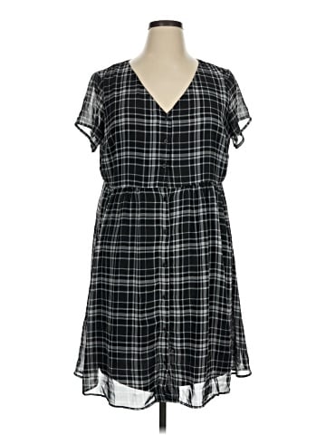 Old Navy Casual Dress (view 1)