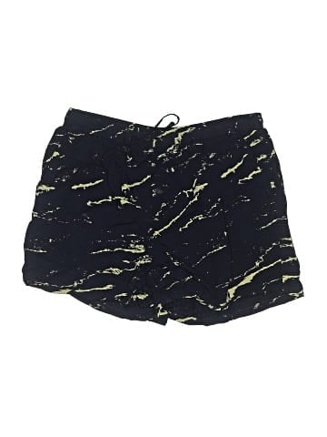 Gap Shorts (view 1)