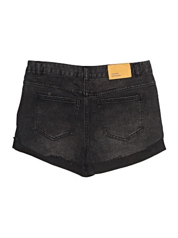 Love Tree Denim Shorts (view 2)