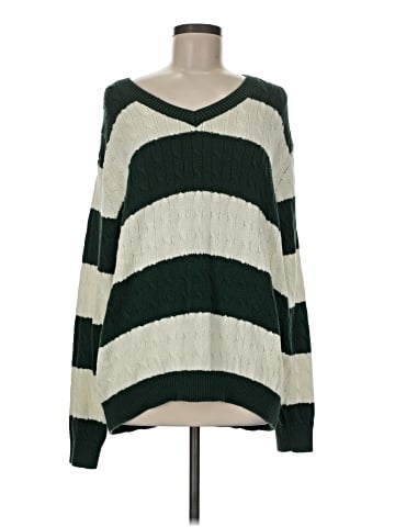 Brandy Melville Pullover Sweater (view 1)
