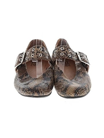 Miz Mooz Flats (view 2)