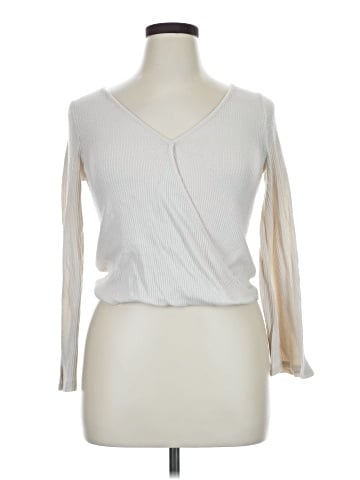 Everly Long Sleeve Top (view 1)