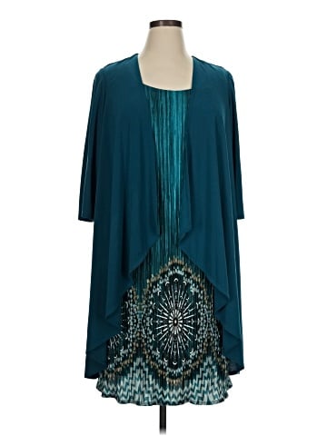Roz & Ali Casual Dress (view 1)