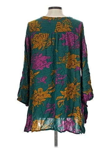 World Market 3/4 Sleeve Blouse (view 2)