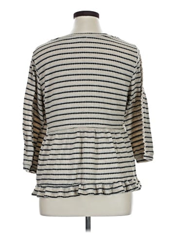 Ro & De 3/4 Sleeve Top (view 2)