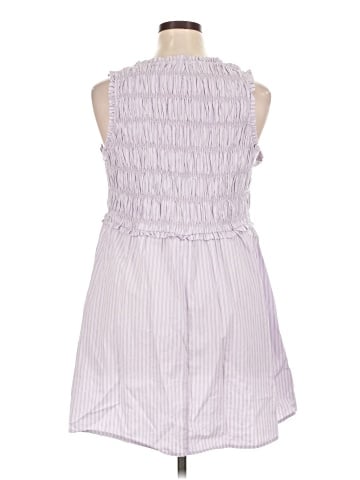 Old Navy Casual Dress (view 2)