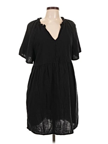 Old Navy Casual Dress (view 1)