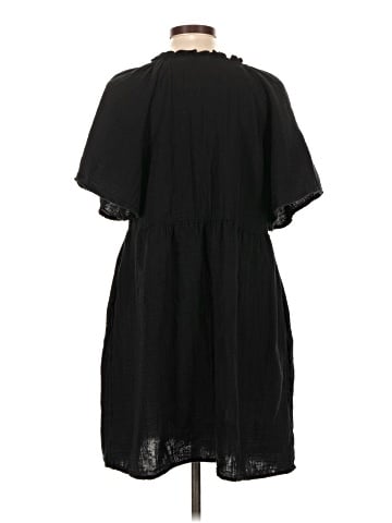 Old Navy Casual Dress (view 2)