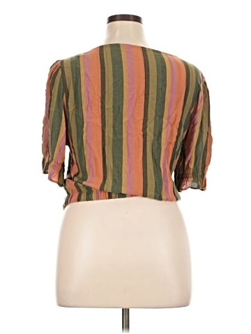 American Eagle Outfitters Short Sleeve Blouse (view 2)