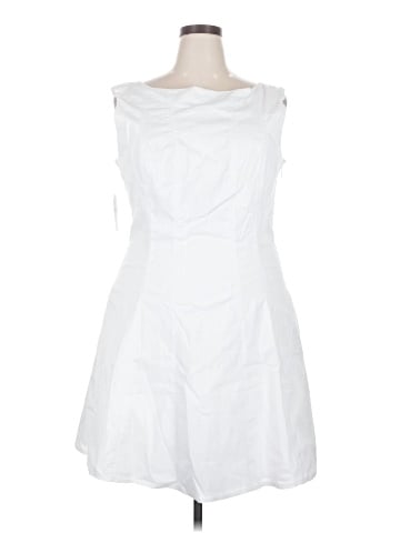 Abercrombie & Fitch Casual Dress (view 1)