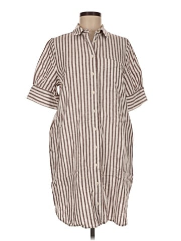 Old Navy Casual Dress (view 1)