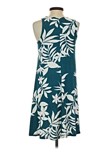 Old Navy Casual Dress (view 2)