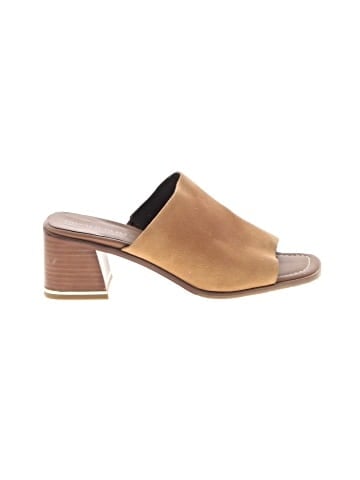 Donald J Pliner Sandals (view 1)