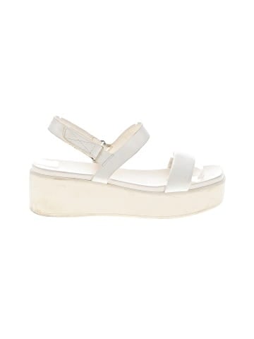 Aldo Wedges (view 1)