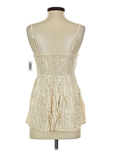 Old Navy Tank Top (view 2)
