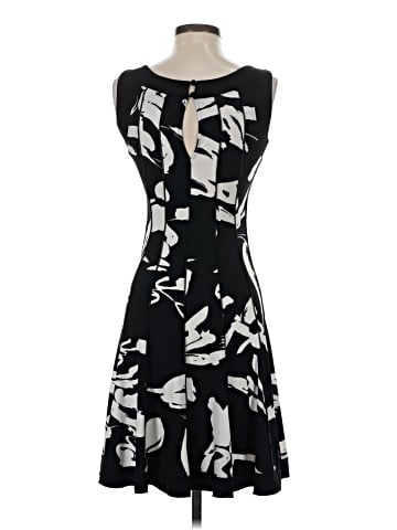 Lily Casual Dress (view 2)