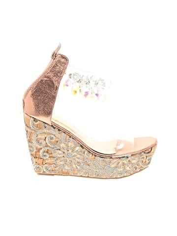 Unbranded Wedges (view 1)