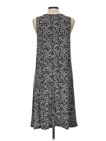 Old Navy Sleeveless Top (view 2)